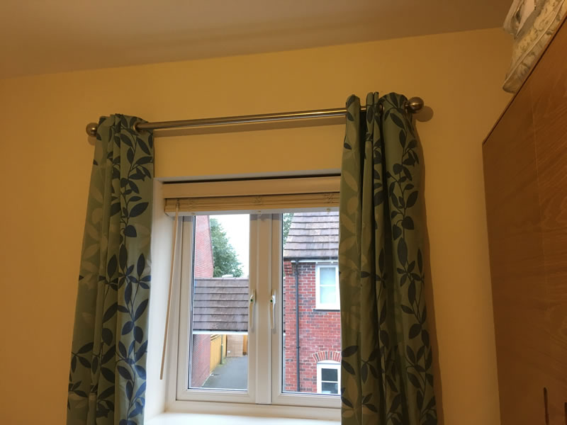 Fitted curtain poll in Thame